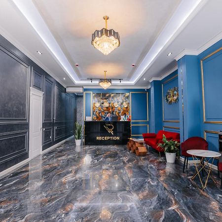 Resident Hotel Tachkent Extérieur photo