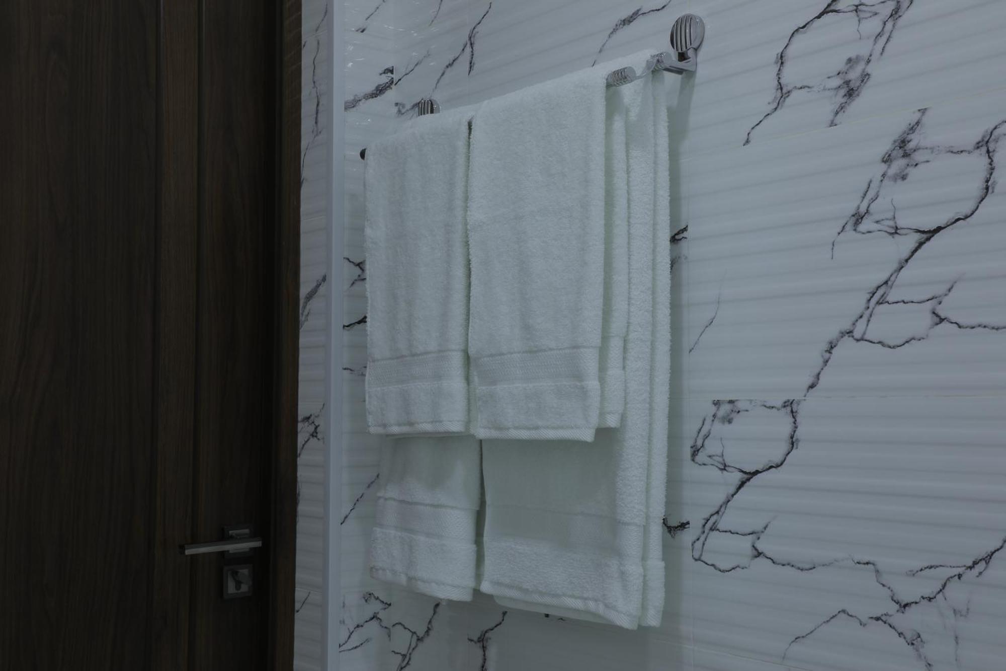 Resident Hotel Tachkent Extérieur photo