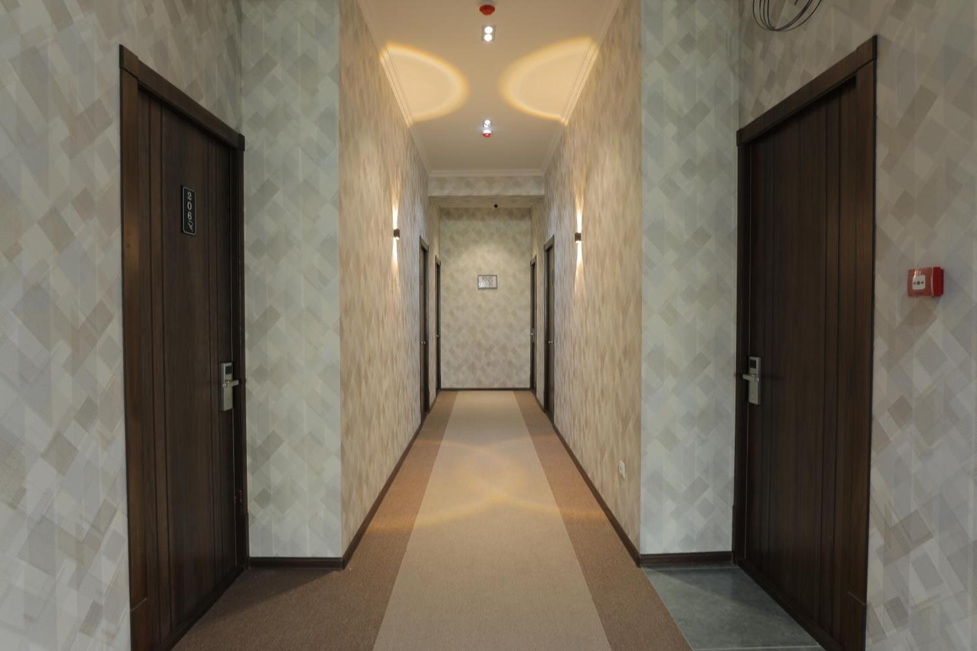 Resident Hotel Tachkent Extérieur photo