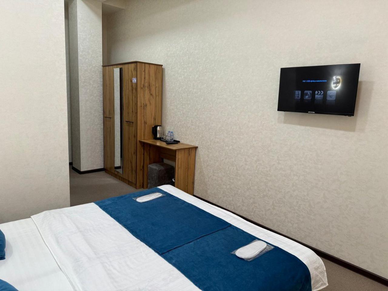Resident Hotel Tachkent Extérieur photo