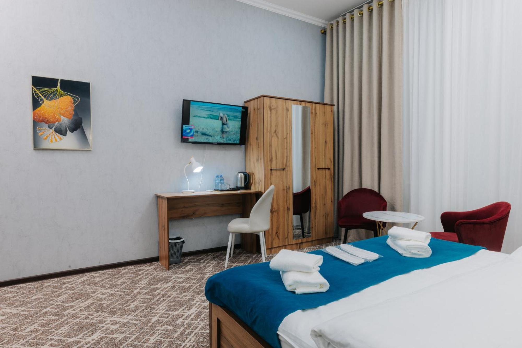 Resident Hotel Tachkent Extérieur photo