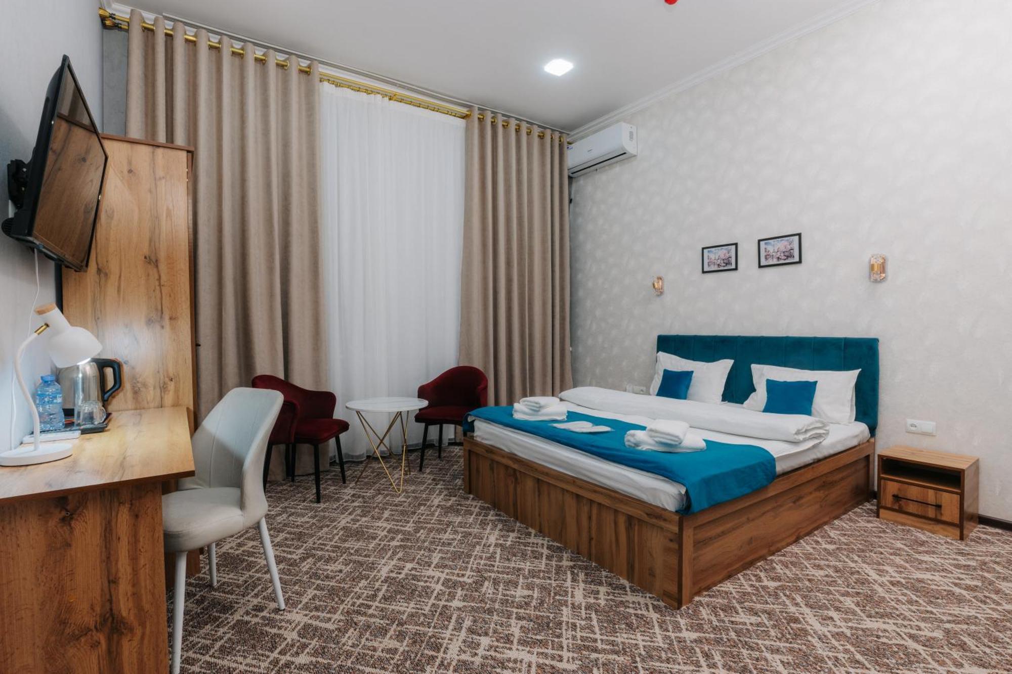 Resident Hotel Tachkent Extérieur photo