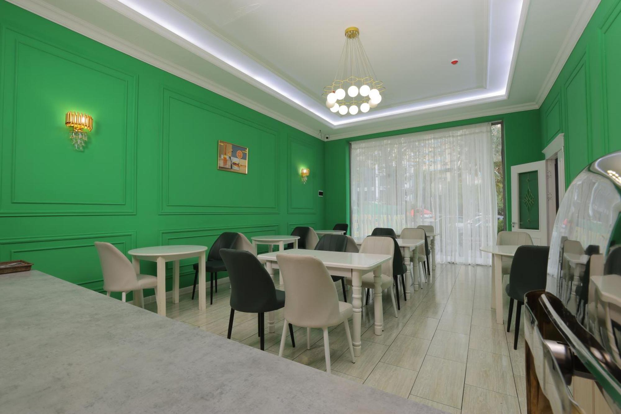 Resident Hotel Tachkent Extérieur photo